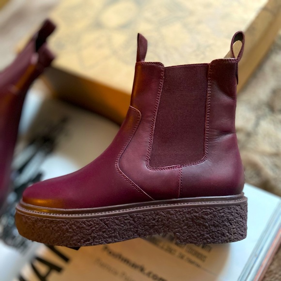 Free People Carmel Chelsea Boots - Picture 6 of 14